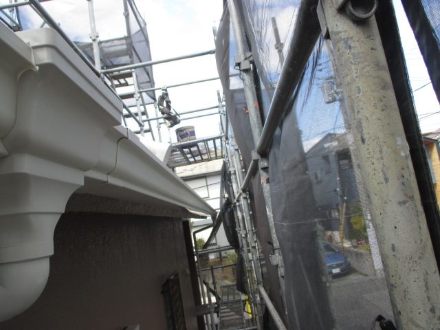 三木市でシビルスケアPC77に交換した雨樋